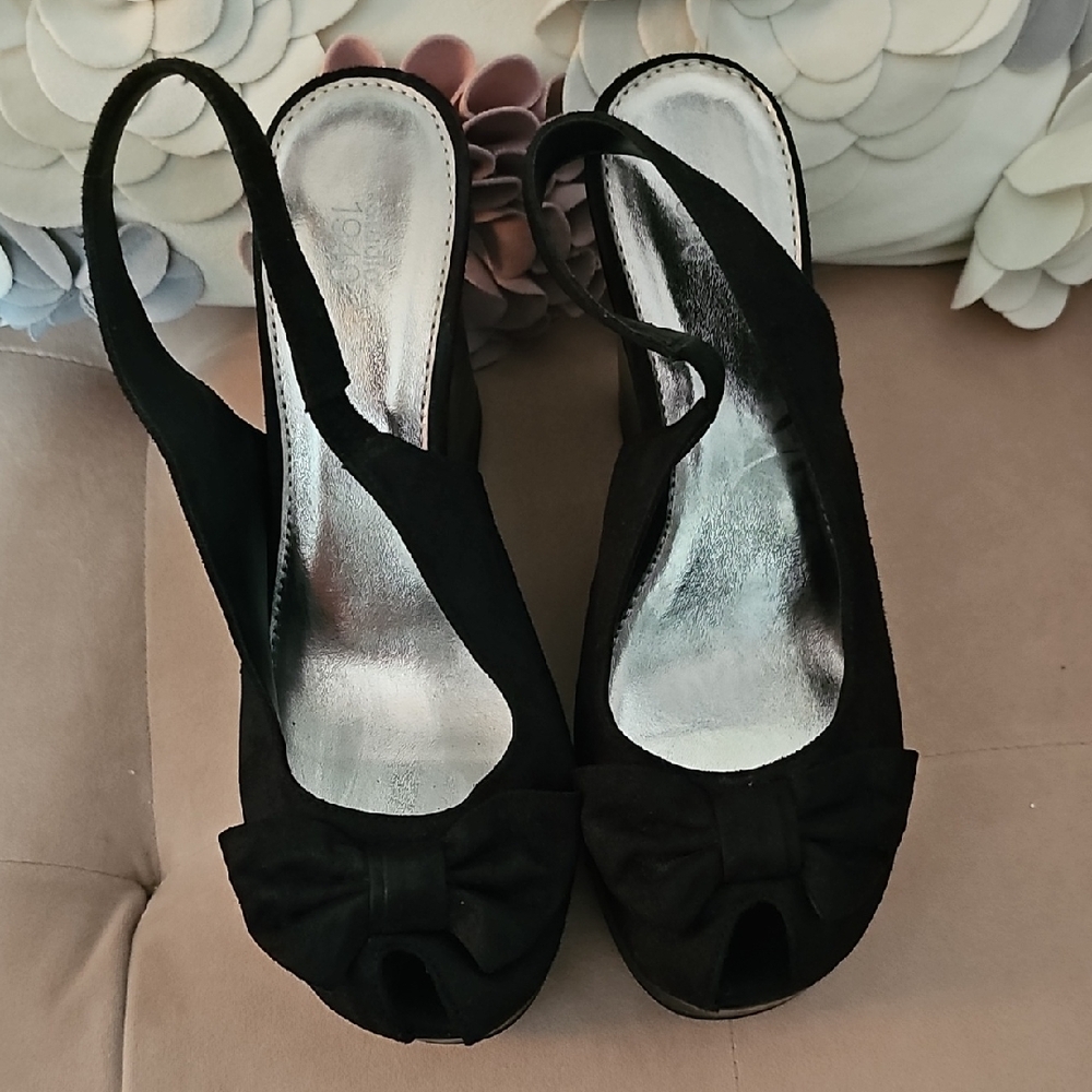 Studio 1940 Black Peep-Toe Slingback Heels
